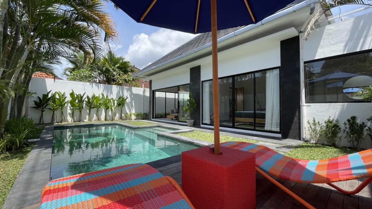 Villa Nikole Seminyak Eksteriør billede